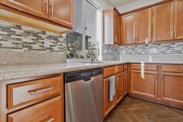 560 Willie Hausey Way, Sacramento, CA 95838