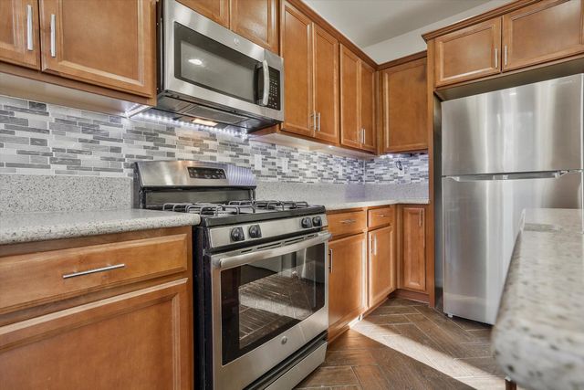 560 Willie Hausey Way, Sacramento, CA 95838