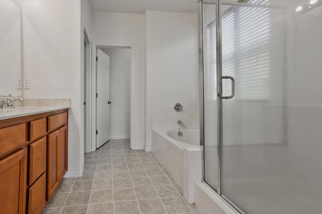 560 Willie Hausey Way, Sacramento, CA 95838