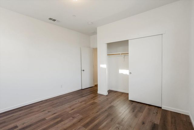 560 Willie Hausey Way, Sacramento, CA 95838