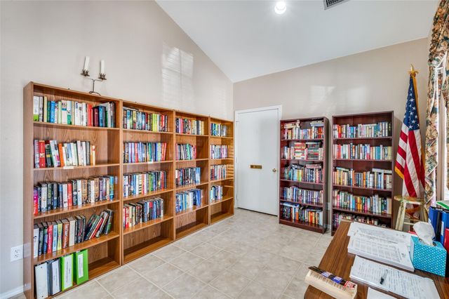 6124 Haley Lane, Fort Worth, TX 76132