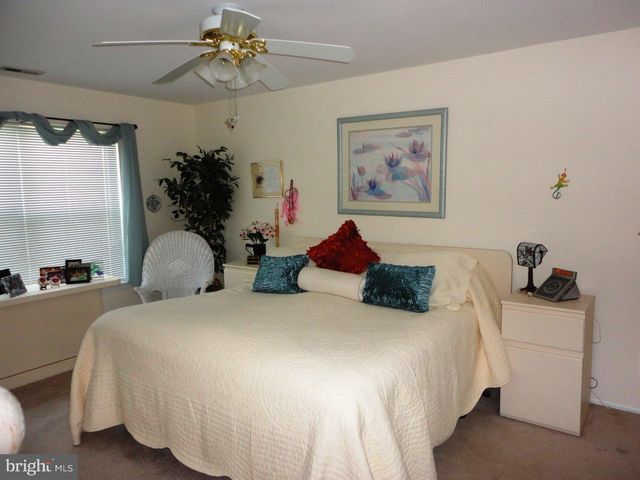 4603A ADELAIDE DR, Mount Laurel, NJ 08054