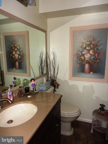 4603A ADELAIDE DR, Mount Laurel, NJ 08054