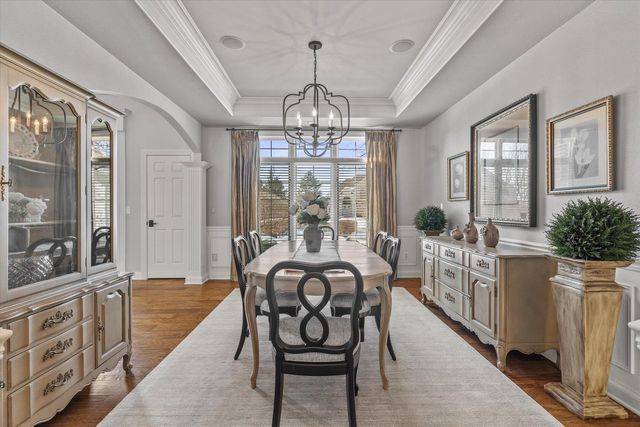 1810 E Bristlecone DRIVE, Hartland, WI 53029