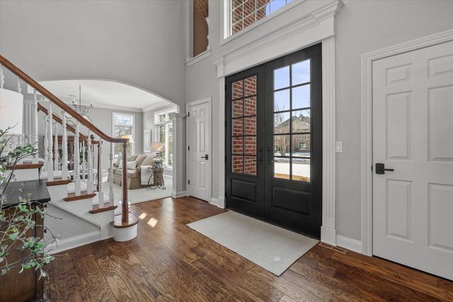 1810 E Bristlecone DRIVE, Hartland, WI 53029