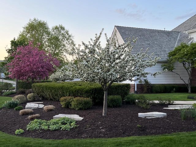 1810 E Bristlecone DRIVE, Hartland, WI 53029