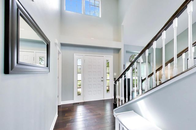 3560 Gatewood Lane, Aurora, IL 60504