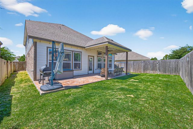 25237 Woods Acre Drive, Porter, TX 77365