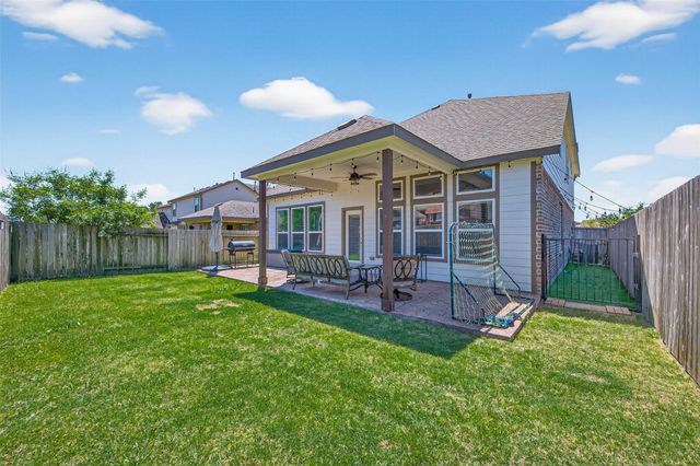 25237 Woods Acre Drive, Porter, TX 77365