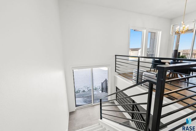 7400 E Shadow Pine Cir Circle, Sioux Falls, SD 57110