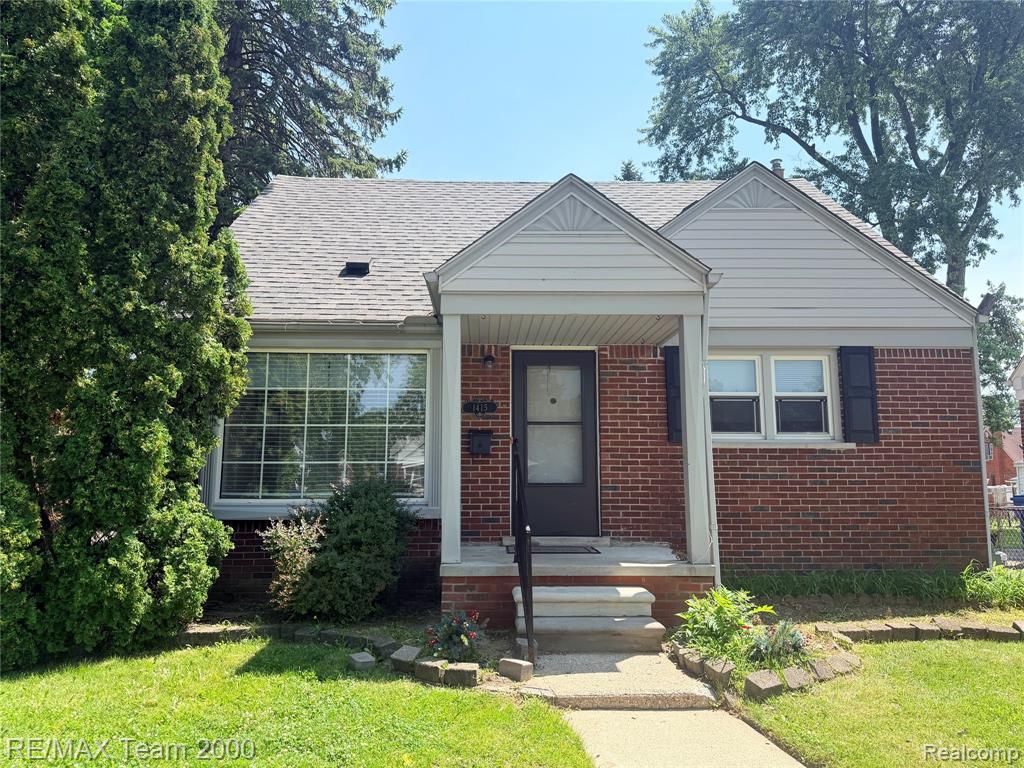 1415 Oakland Court, Dearborn Heights, MI 48125