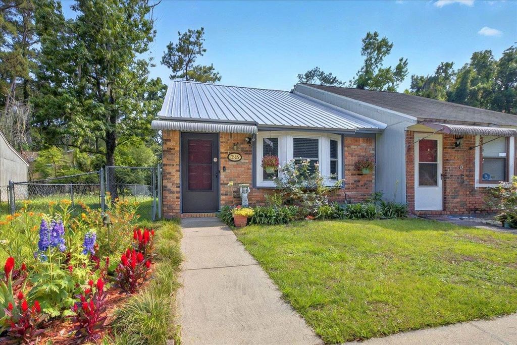 2345 TINA Drive, Tallahassee, FL 32301