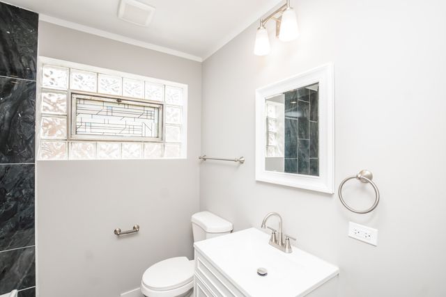 1307 E 88th Street, Chicago, IL 60619