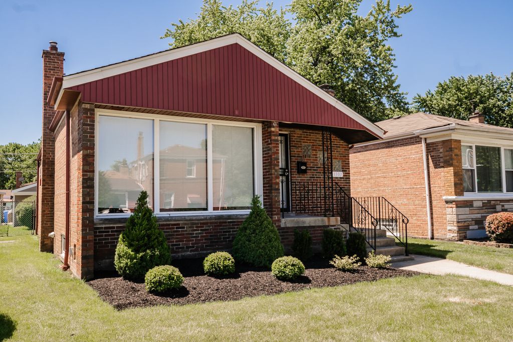 1307 E 88th Street, Chicago, IL 60619