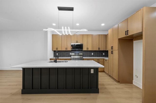 2630 Marburg Street, Dallas, TX 75215