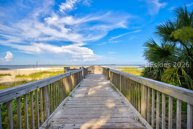 239 Beach City Rd Apt 1221, Hilton Head Island, SC 29926