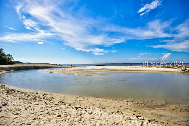 239 Beach City Rd Apt 1221, Hilton Head Island, SC 29926
