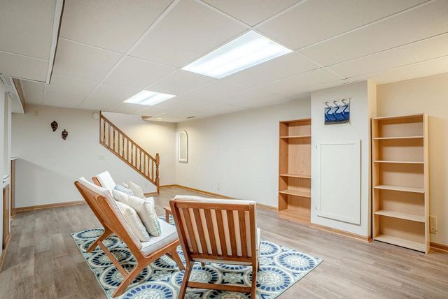 10 LAMPLIGHTER Way, Madison, WI 53714