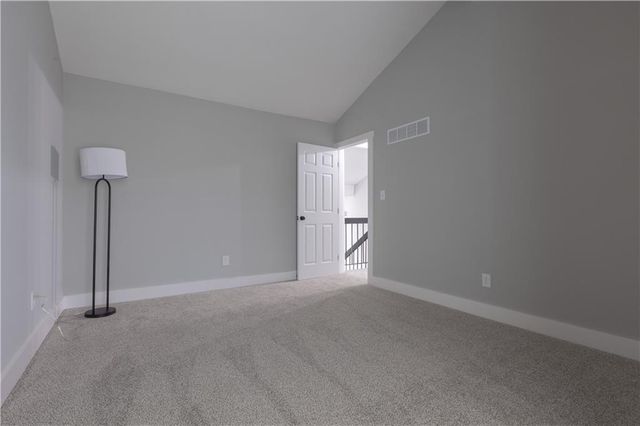 10863 Rosehill Road, Overland Park, KS 66210