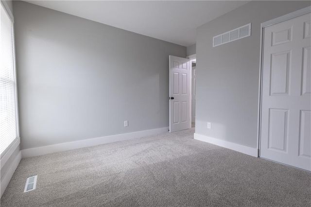 10863 Rosehill Road, Overland Park, KS 66210