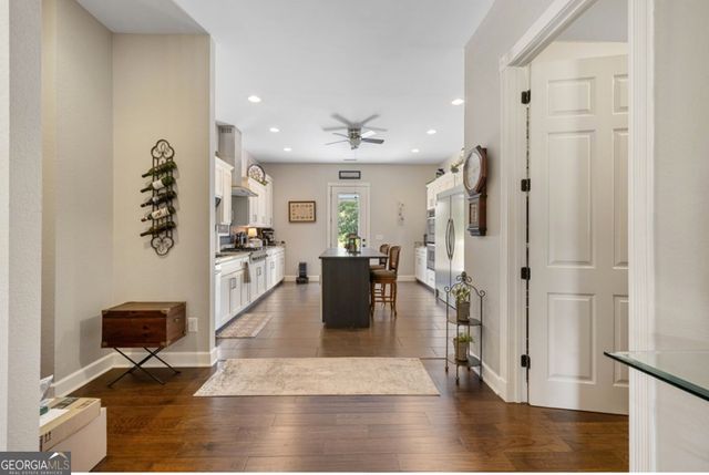 1502 Smithfield Lane, Young Harris, GA 30582