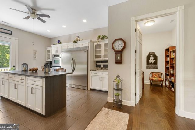 1502 Smithfield Lane, Young Harris, GA 30582