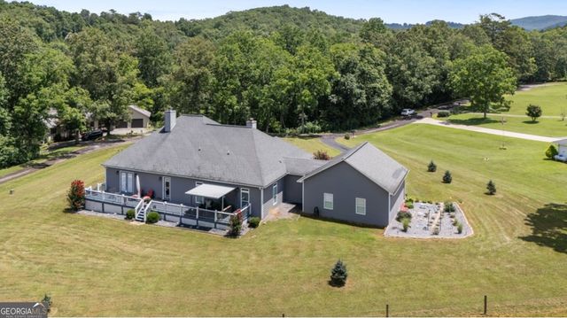 1502 Smithfield Lane, Young Harris, GA 30582