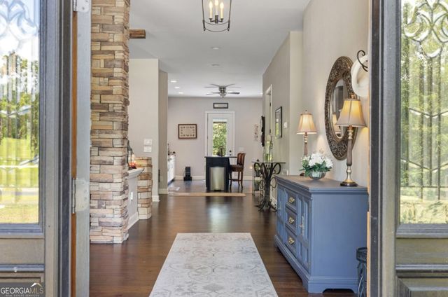 1502 Smithfield Lane, Young Harris, GA 30582