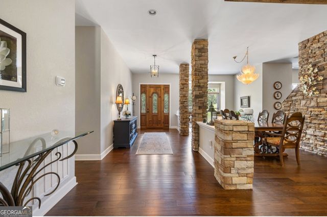 1502 Smithfield Lane, Young Harris, GA 30582