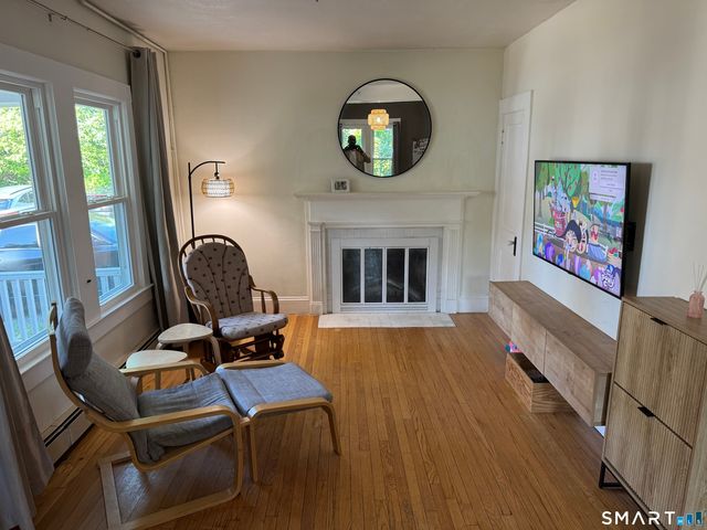 383 Center Street, Manchester, CT 06040