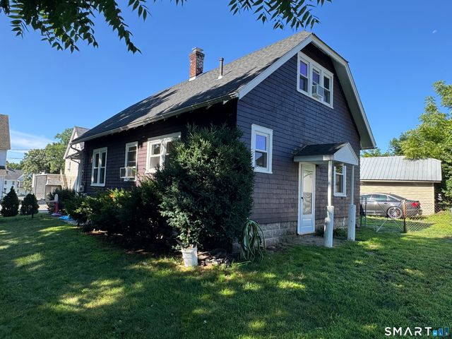 383 Center Street, Manchester, CT 06040