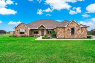 365 Mountain Lake Crest, Lawton, OK 73507