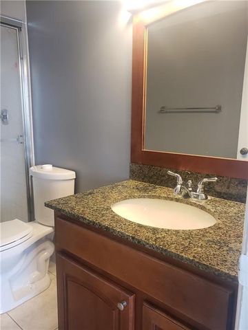 109 Lake Emerald Drive 107, Oakland Park, FL 33309