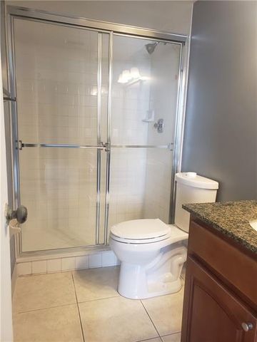 109 Lake Emerald Drive 107, Oakland Park, FL 33309