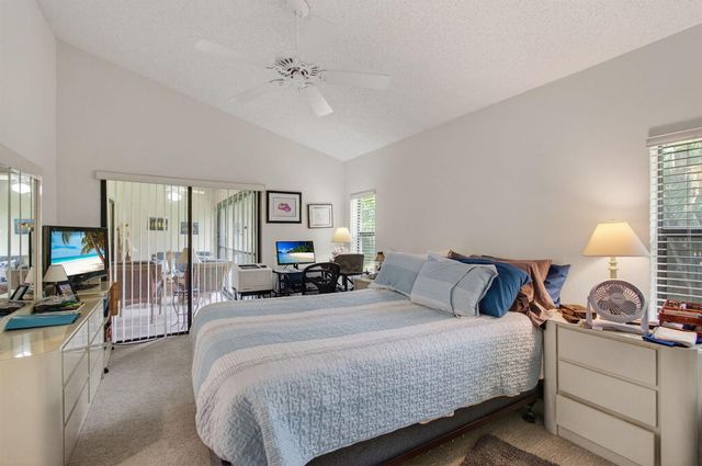 5947 Parkwalk Drive, Boynton Beach, FL 33472