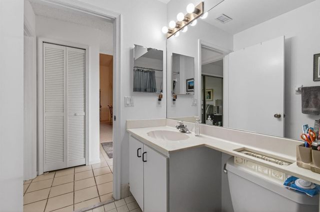 5947 Parkwalk Drive, Boynton Beach, FL 33472