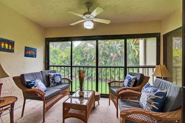 5947 Parkwalk Drive, Boynton Beach, FL 33472