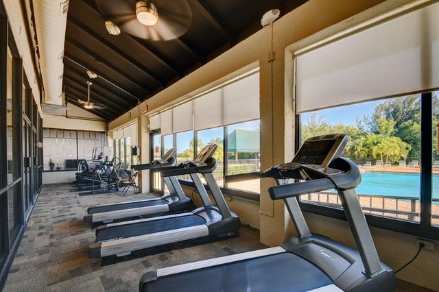 5947 Parkwalk Drive, Boynton Beach, FL 33472