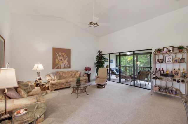 5947 Parkwalk Drive, Boynton Beach, FL 33472
