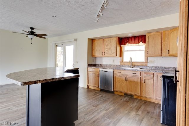 9416 Kieffer Road, Mantua, OH 44255