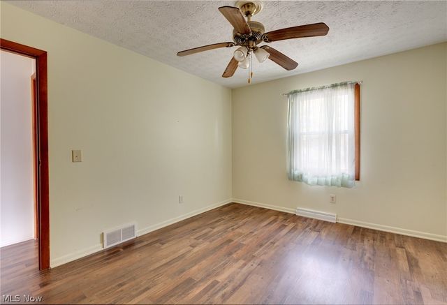 9416 Kieffer Road, Mantua, OH 44255