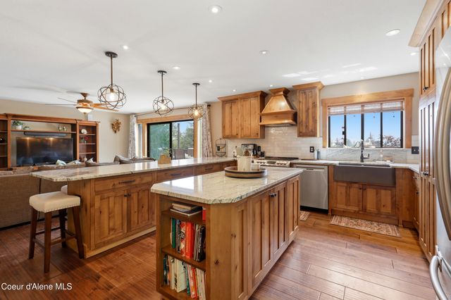 8973 W Barrett DR, Rathdrum, ID 83858