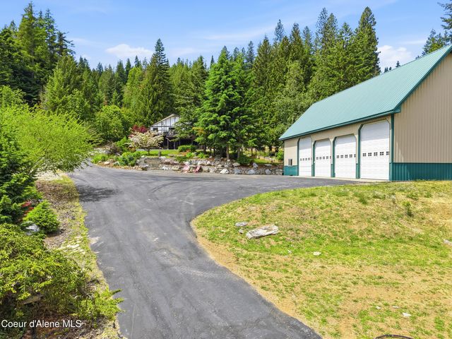 8973 W Barrett DR, Rathdrum, ID 83858