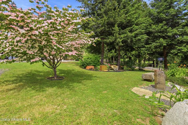 8973 W Barrett DR, Rathdrum, ID 83858