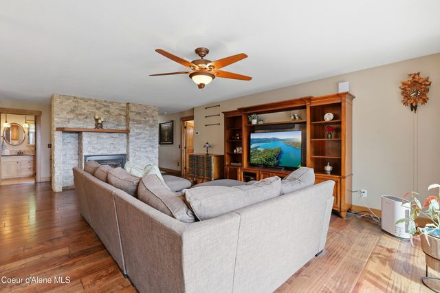 8973 W Barrett DR, Rathdrum, ID 83858