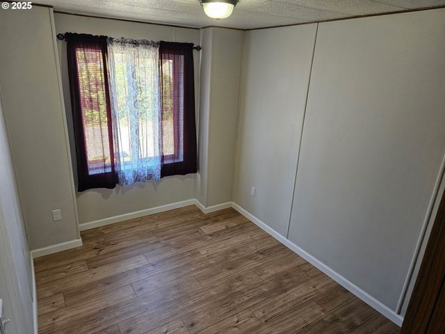 82891 PARKER Ln, Dexter, OR 97431