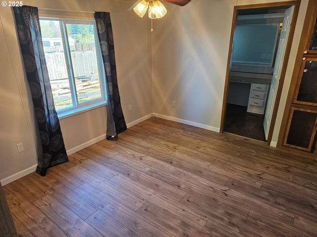 82891 PARKER Ln, Dexter, OR 97431