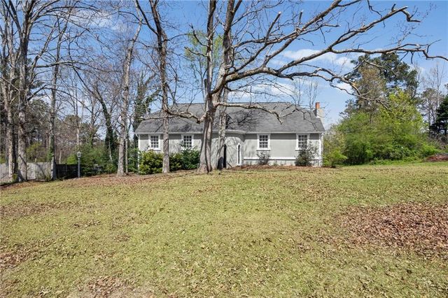 6257 N Summers Circle, Douglasville, GA 30135