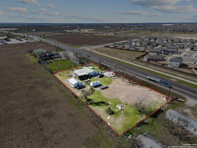 6048 Camino Real, Maxwell, TX 78656