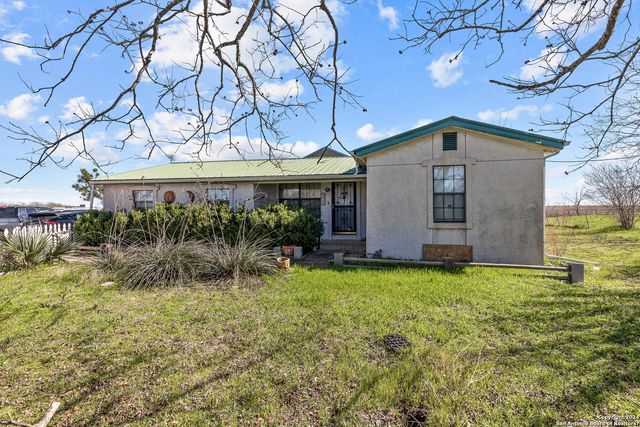 6048 Camino Real, Maxwell, TX 78656